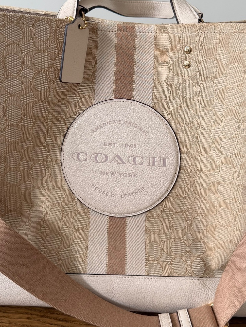 Coach Dempsey Tote Bag 40